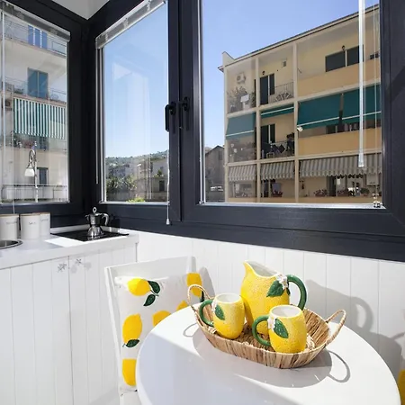 Located In The Center Apartman Sorrento